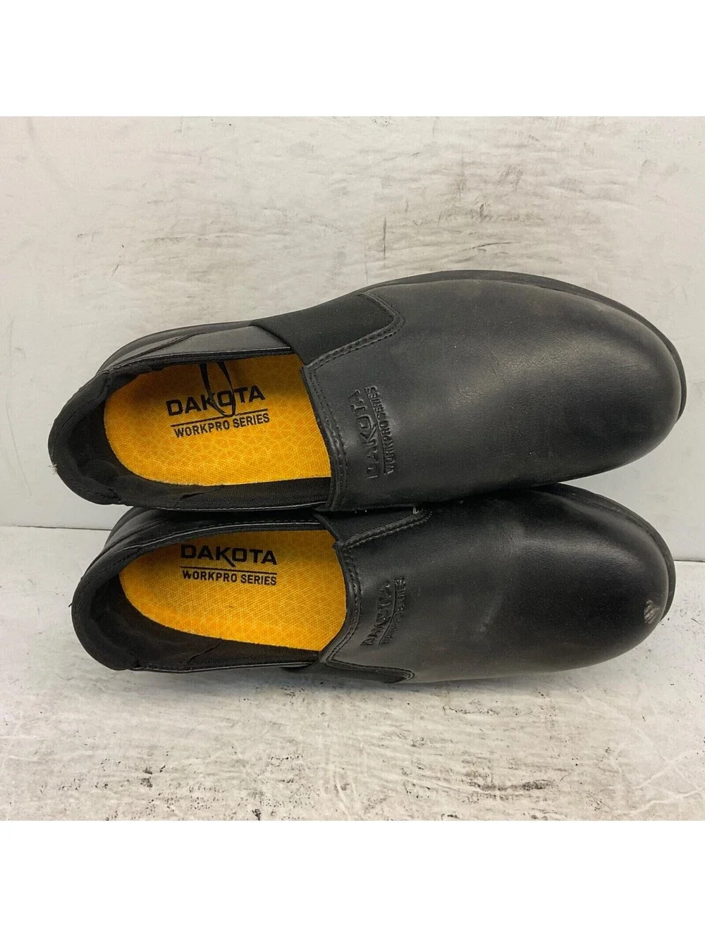 Dakota used shoes